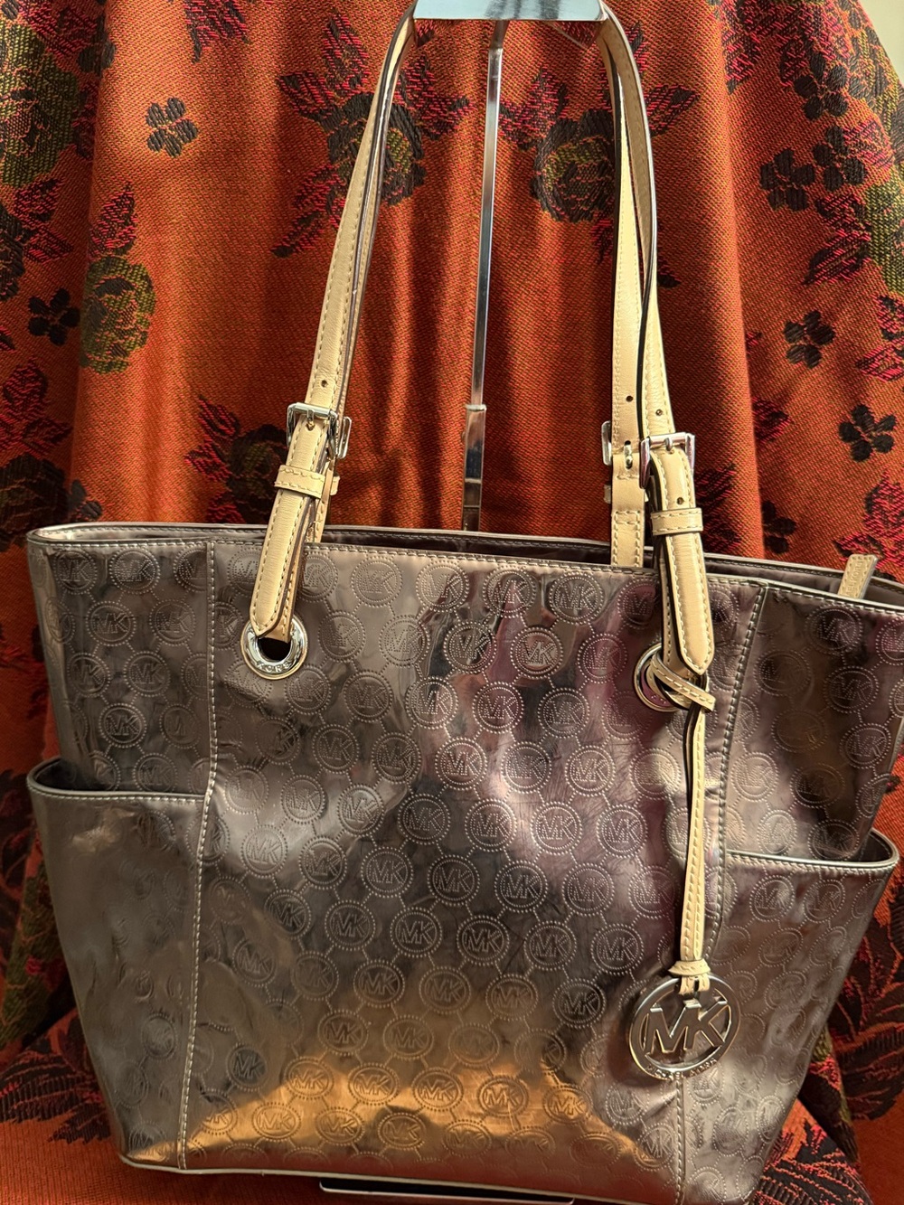 EUC Michael Kors Bronze Metallic Tote with Beige Straps